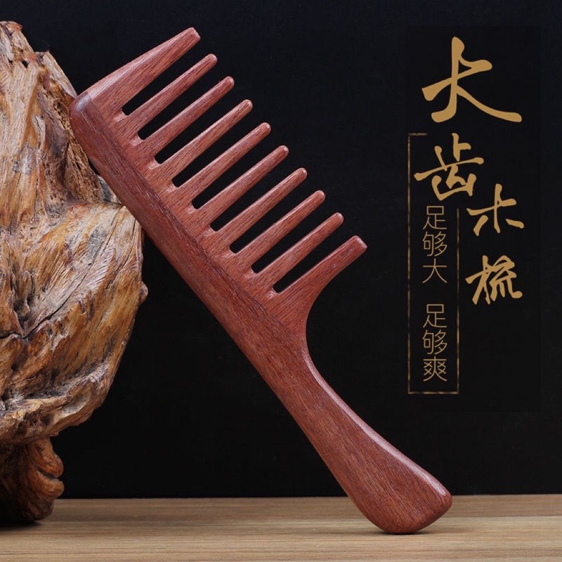 批发红檀木梳子雕刻加长手柄传统彩绘工艺家用木梳地摊走量檀木梳|undefined