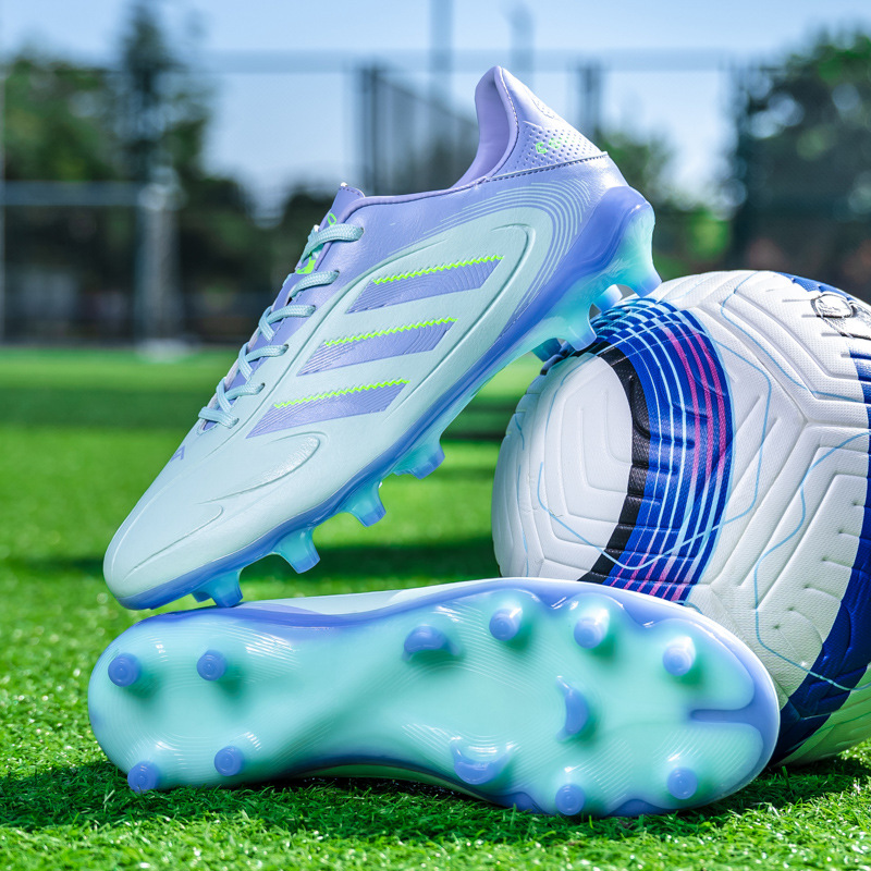 Nuevos zapatos de fútbol transfronterizos para hombres de bajo nivel, zapatos de fútbol de entrenamiento de césped artificial para estudiantes jóvenes image 1