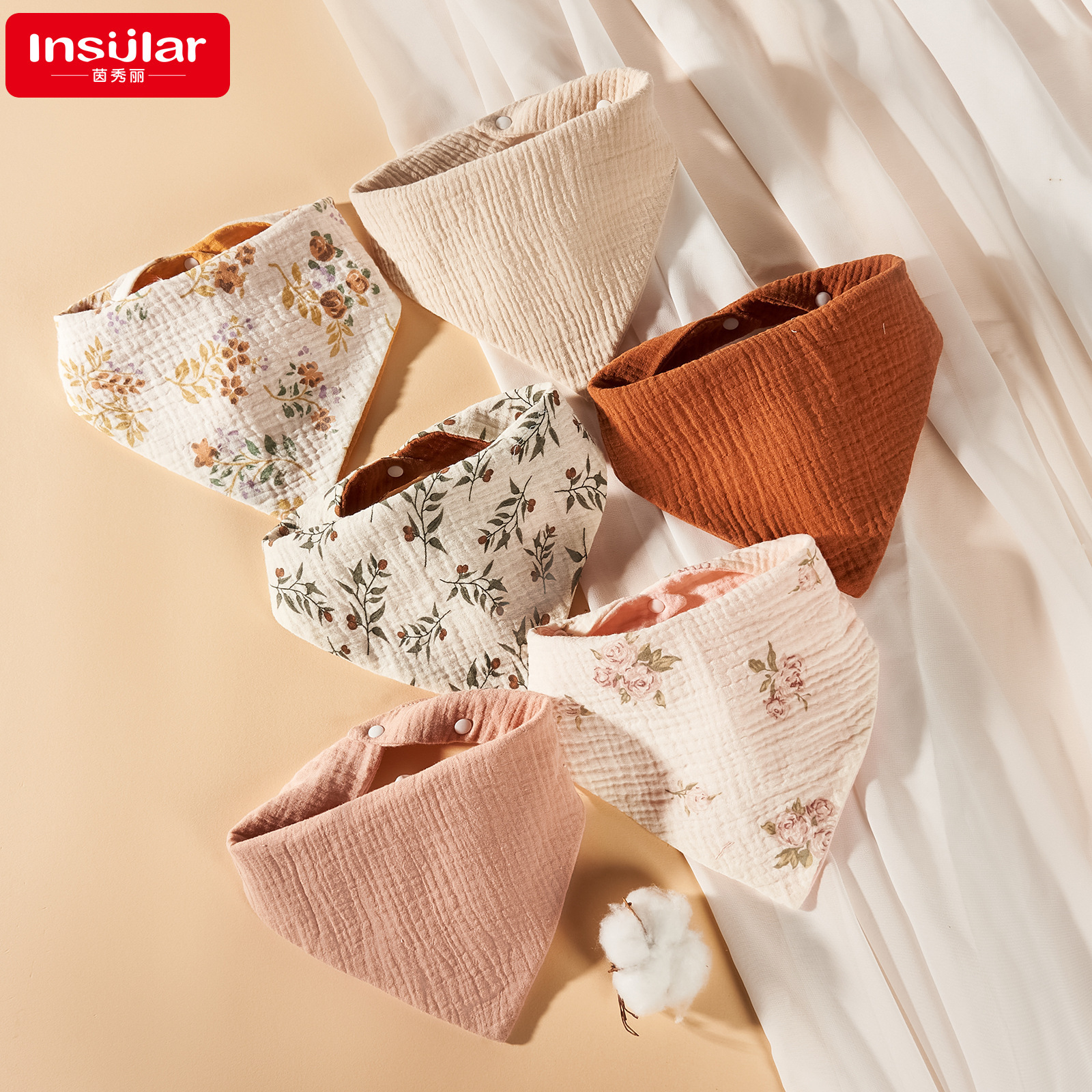 Cuatro capas de gaza de algodón para bebés absorción de agua triángulo buñuelo de saliva positivo y negativo para contraste de color delantal de bebé transfronterizo