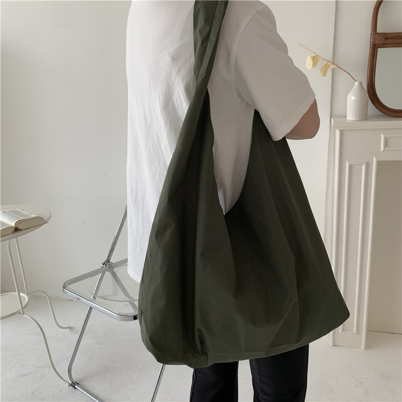 Japanese nylon capacious one-shoulder bag