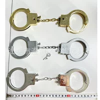 Гальванические серебряные наручники детские игрушки наручники пластиковые взрослые золотые наручники маскарад трансграничные серебряные наручники