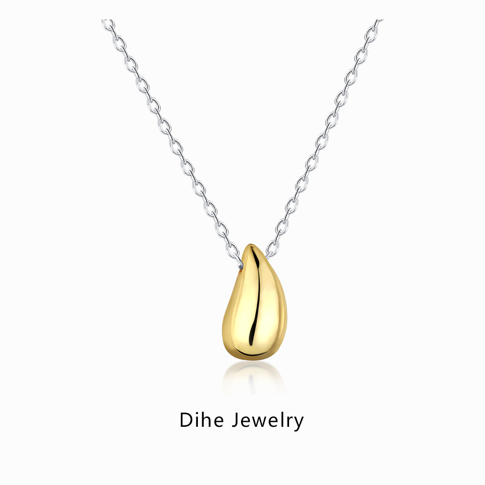 geometric design necklace drop-shaped