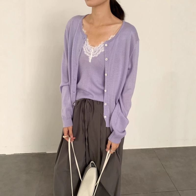6up Early Spring Korean Style Fake Two-Piece Color-Block Sweater 2026 Guangzhou 13 Line New Minimalist Versatile Knitwear 60199 6up Early Spring Korean Style Fake Two-Piece Color-Block Sweater 2026 Guangzhou 13 Line New Minimalist Versatile Knitwear 60199