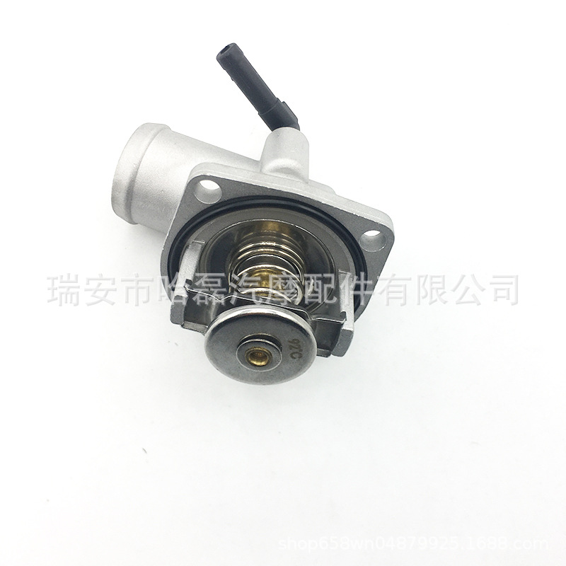 Applicable to Opel Chevrolet Zafira 1338331 thermostat