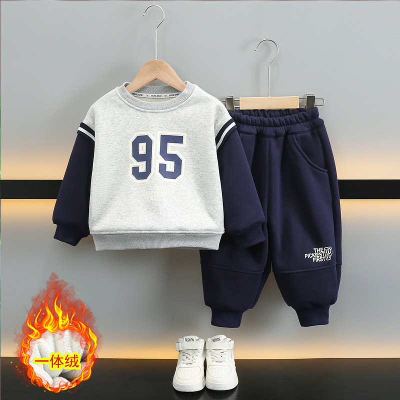 6662 traje de otoño e invierno para niños 2025 nueva ropa para niños más terciopelo engrosamiento de dos piezas ropa deportiva de invierno para hombres