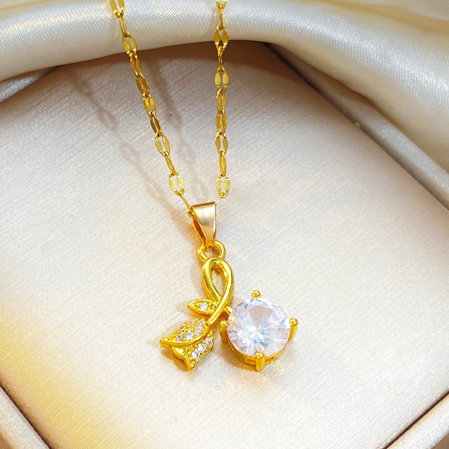 Flower Pattern Copper IG Style Flower Pendant Necklace