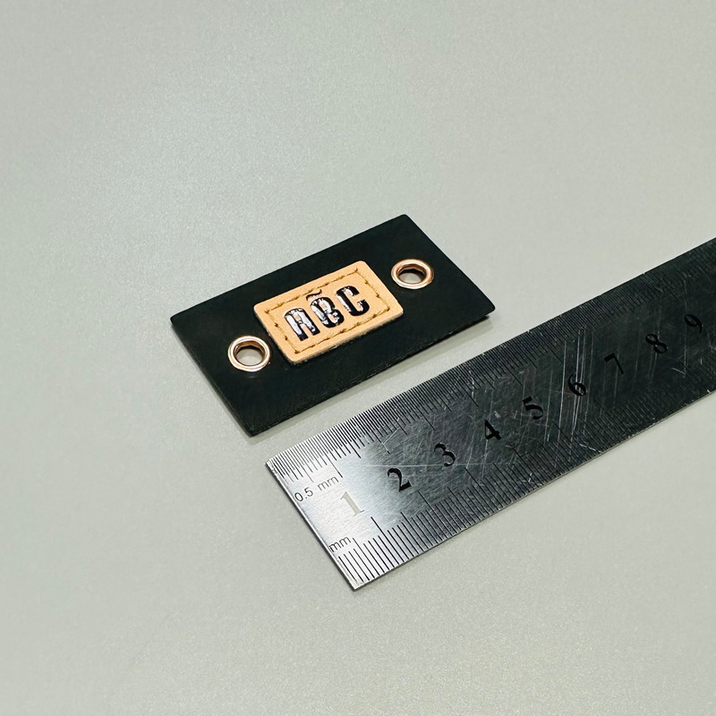 组合皮标4563256.jpg