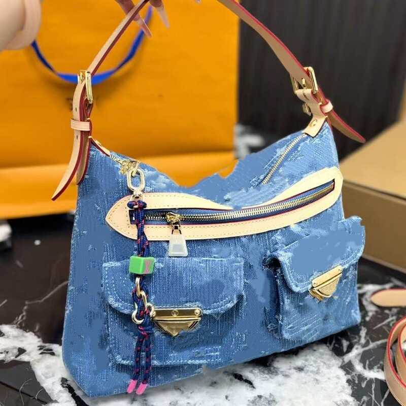 Lv Women's Bags with Chip Version, Various Styles, Handbags and Crossbody Bags, New High-End Light Luxury Denim Lv Women's Bags with Chip Version, Various Styles, Handbags and Crossbody Bags, New High-End Light Luxury Denim