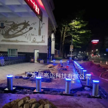 东莞光明中学校入口自动升降路桩304不锈钢成品电动车挡防撞护柱