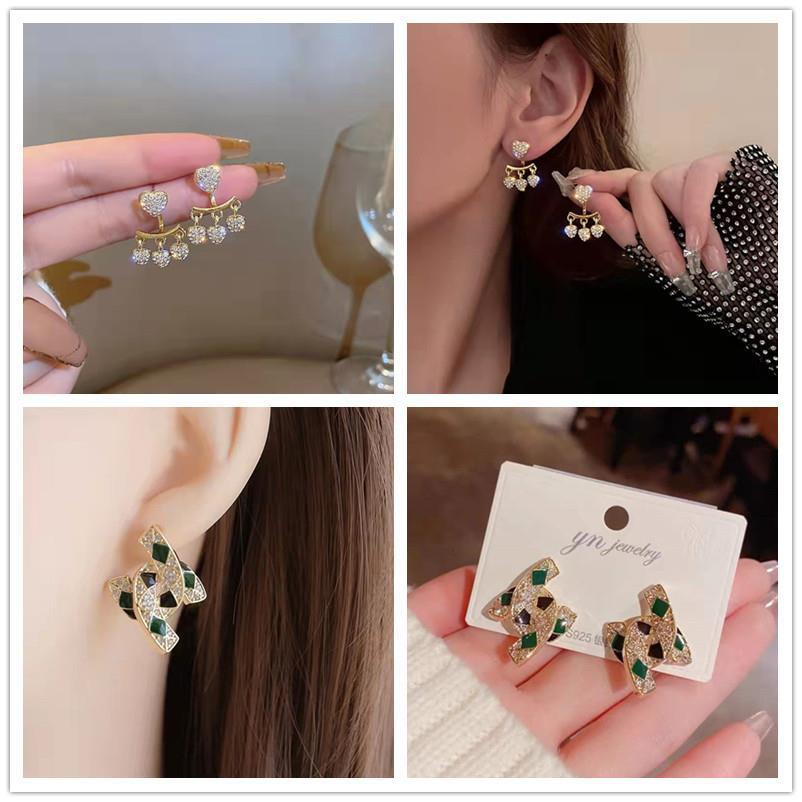 1B302 Gold 11-303 Green