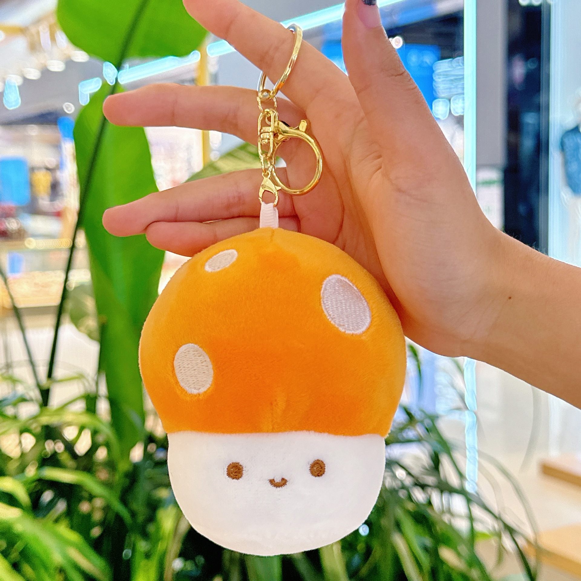 Muñeco de peluche con llavero de seta para celebración de bodas, regalo de bolsa ciega.