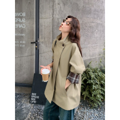 卡其绿格子撞色拼接英伦风外套女2025春秋新款正流行韩系极简风衣