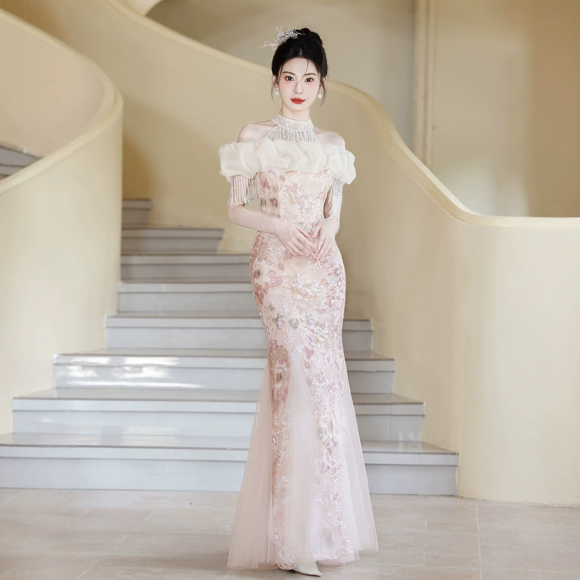 Pink Mermaid Style Bridal Gown Halter Neck off Shoulder Evening Dress Understated Luxury Niche Adult Emcee Morning Robe Toasting Dress_ecoleips.com