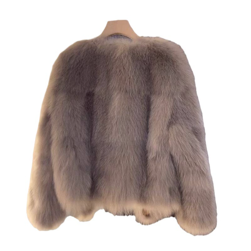 Короткая зимняя лёгкая бархатная куртка, в стиле Chanel