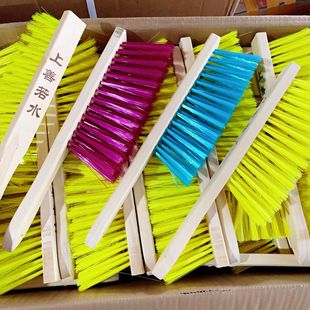 2 yuan shop large bed brush wooden handle large bed brush cleaning brush brush multi-purpose brush dust brush