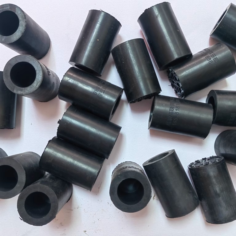 厂家直销高跷配件胶墩橡胶防滑套胶墩拐杖桌椅腿防滑脚垫胶套批发