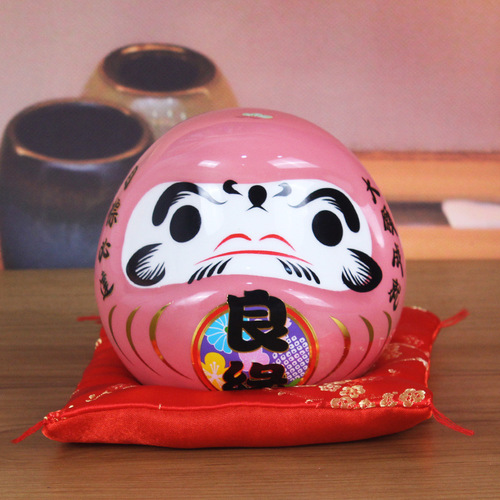 Factory direct sales mini small red Daruma ornaments desk ceramic piggy bank creative gift