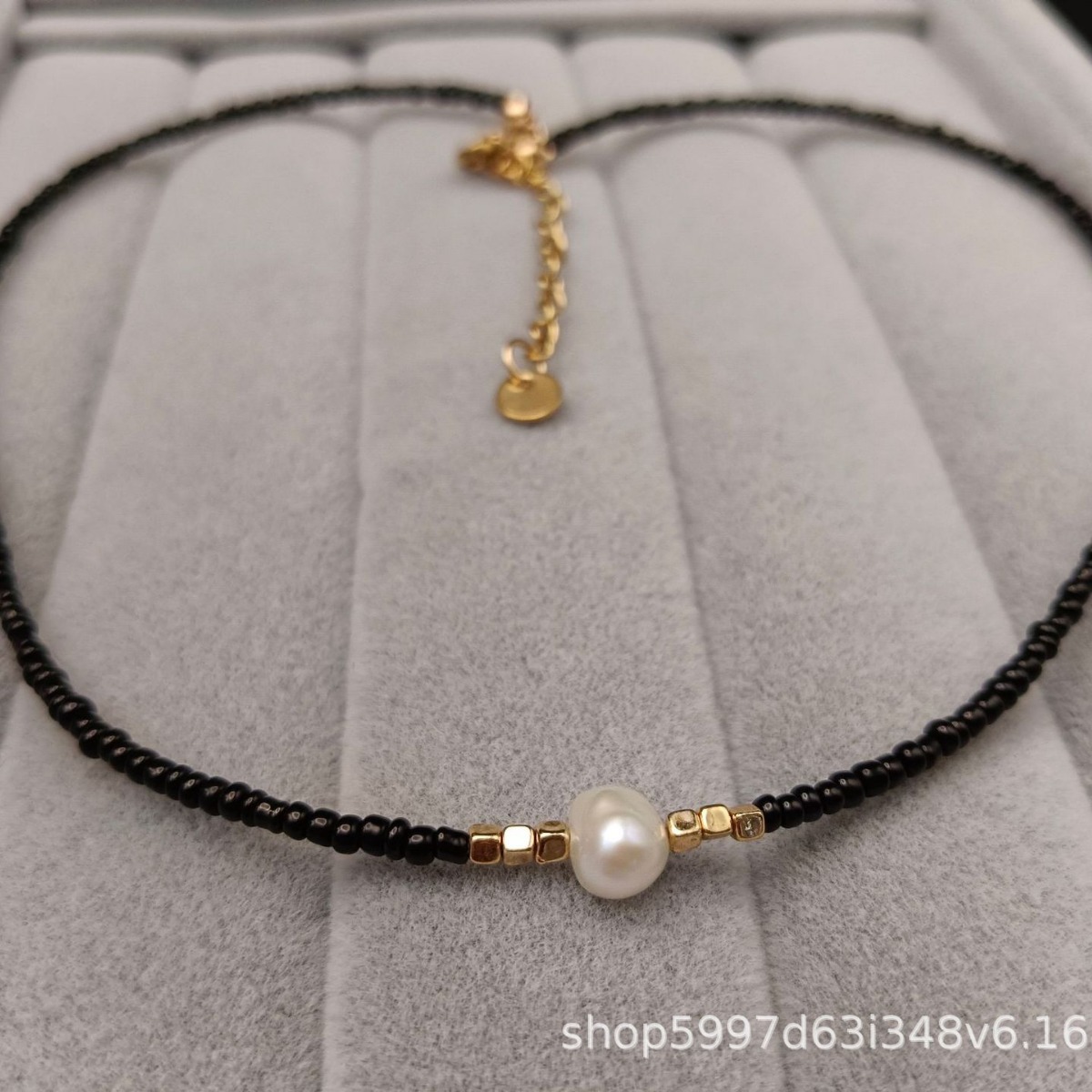 Perla de agua dulce negro 38 5CM