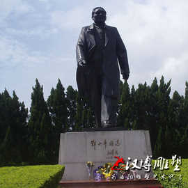 名人伟人雕像铸铜英雄人物邓小平雕塑城市博物馆校园雕塑小品