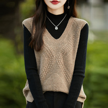 2024秋季新女式针织马甲套头背心坎肩V领提花宽松安迪绒厂家批发