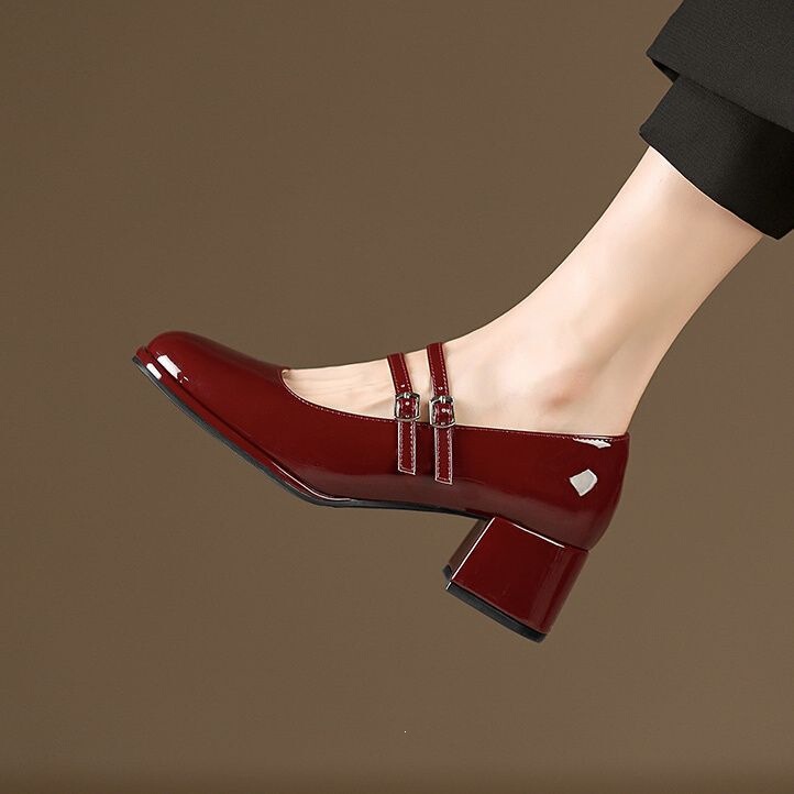 Women's Patent Leather Chunky Heel Mary Jane Shoes, 2026 Summer New Versatile Low-Cut Single Strap Evening Style Women's Shoes Women's Patent Leather Chunky Heel Mary Jane Shoes, 2026 Summer New Versatile Low-Cut Single Strap Evening Style Women's Shoes