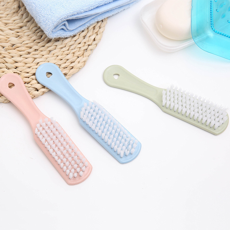 プラスチックの小さいブラシの靴の清潔は柔らかい毛を洗って靴を洗って洗濯します。|undefined