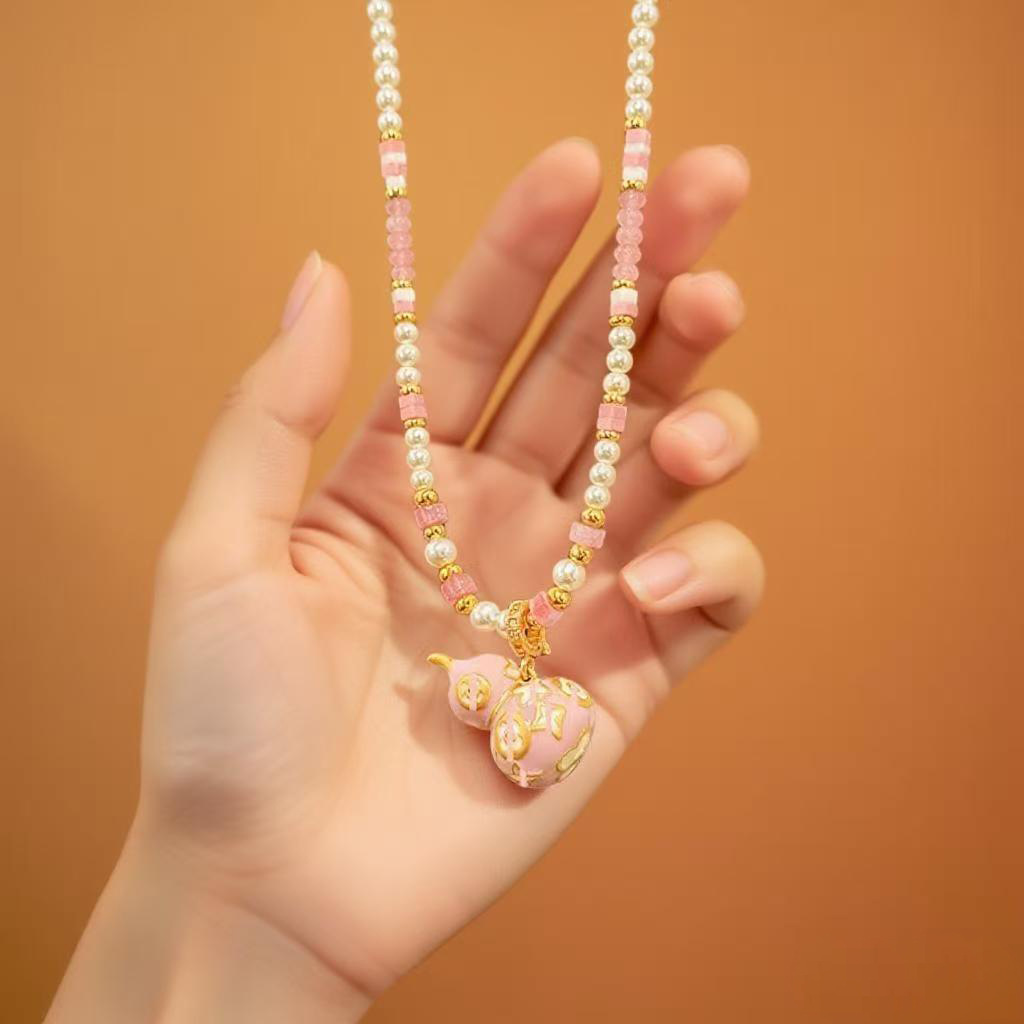 Xiaohongshu's Popular New Chinese Style Fashionable and Exquisite Retro Colorful Oil-Dropping Enamel Four-Leaf Clover Gourd Beaded Necklace for Women