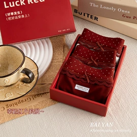 女士三角裤;女士生理裤