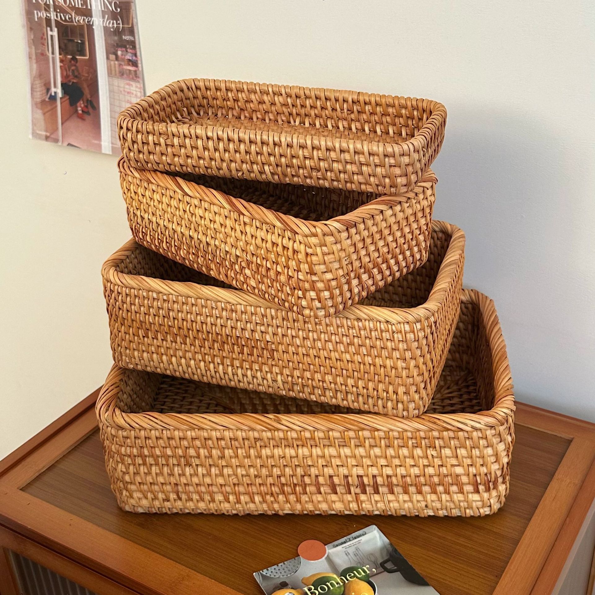 Ins cesta de almacenamiento de ratán retro mesa de escritorio mesa de centro cesta de almacenamiento de artículos diversos cesta de almacenamiento de acabado cosmético cesta de bambú