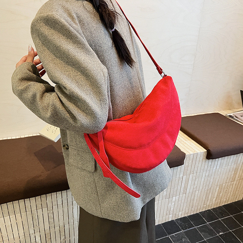 秋季复古小众麂皮绒包包女2025新款时尚百搭斜挎包单肩腋下饺子包|undefined