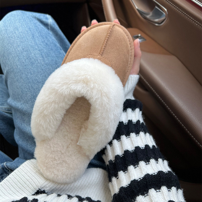 Shanpo Village Genuine Fur Integrated Plush Cotton Slippers Snow Boots Furry Slippers for Autumn and Winter Home and Outdoor Use to Keep Warm and Cold-Proof Shanpo Village Genuine Fur Integrated Plush Cotton Slippers Snow Boots Furry Slippers for Autumn and Winter Home and Outdoor Use to Keep Warm and Cold-Proof