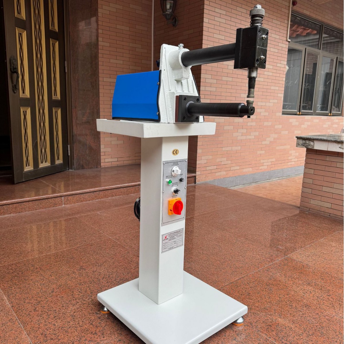 �������λ����ֶ��ͻ����ֳ����豸