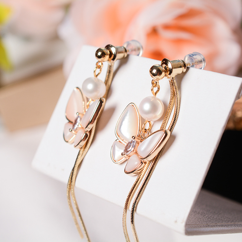 Retro Two-wear Round Face Slim Tassel Shell Butterfly Earrings Cold Style Exaggerated Natural Pearl Earrings Female