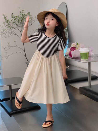 Girls dress summer new black and white striped splicing short-sleeved princess dress for children and middle-aged children
