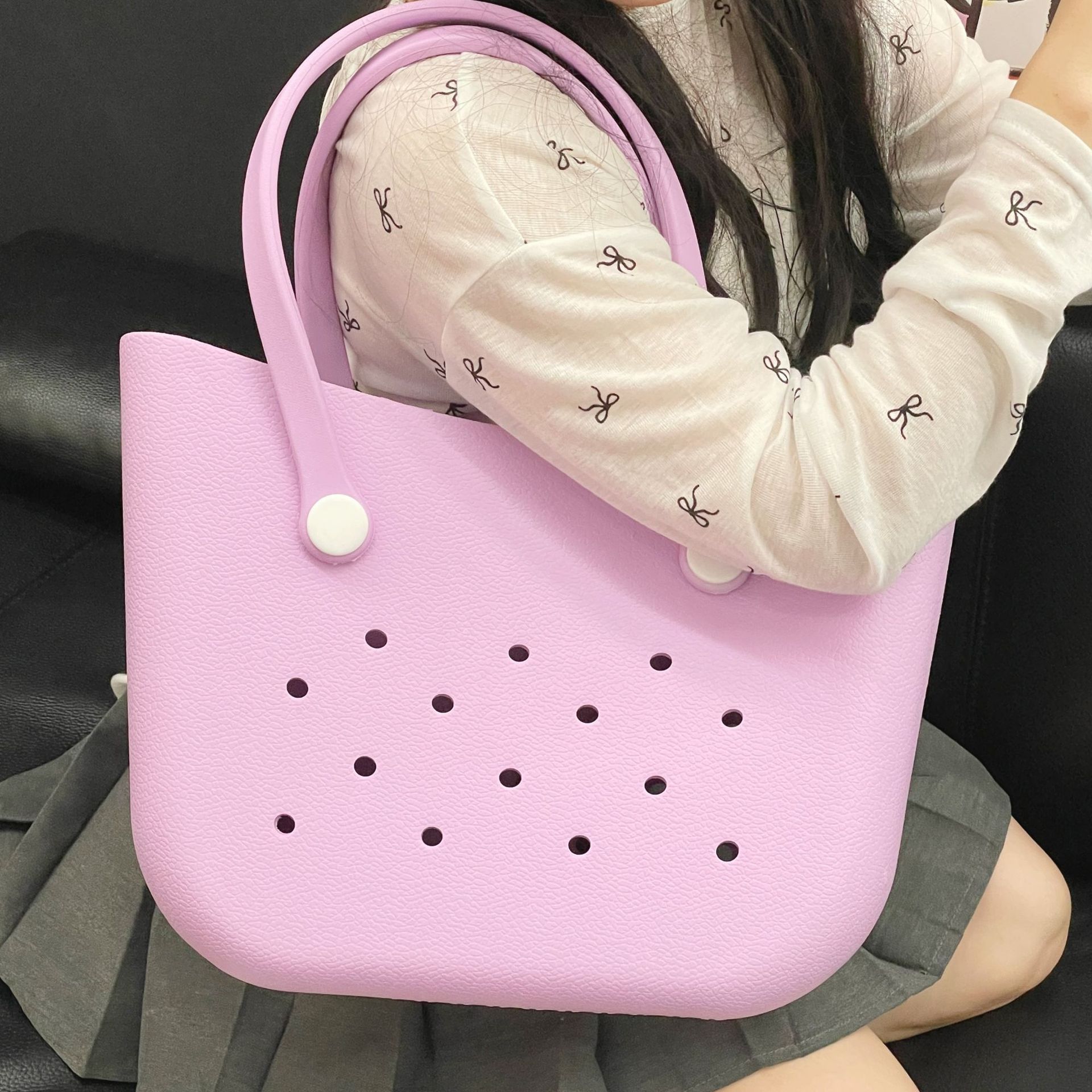 1696g Weight Open Closure Type Double Handle Strap Type Handbag Bags Type Casual, Daily Occasion EVA Material Solid Color Pattern All Seasons Season Women's Gender Streetwear Style Square Shape Women's EVA Solid Color Streetwear Square Open Handbag 21