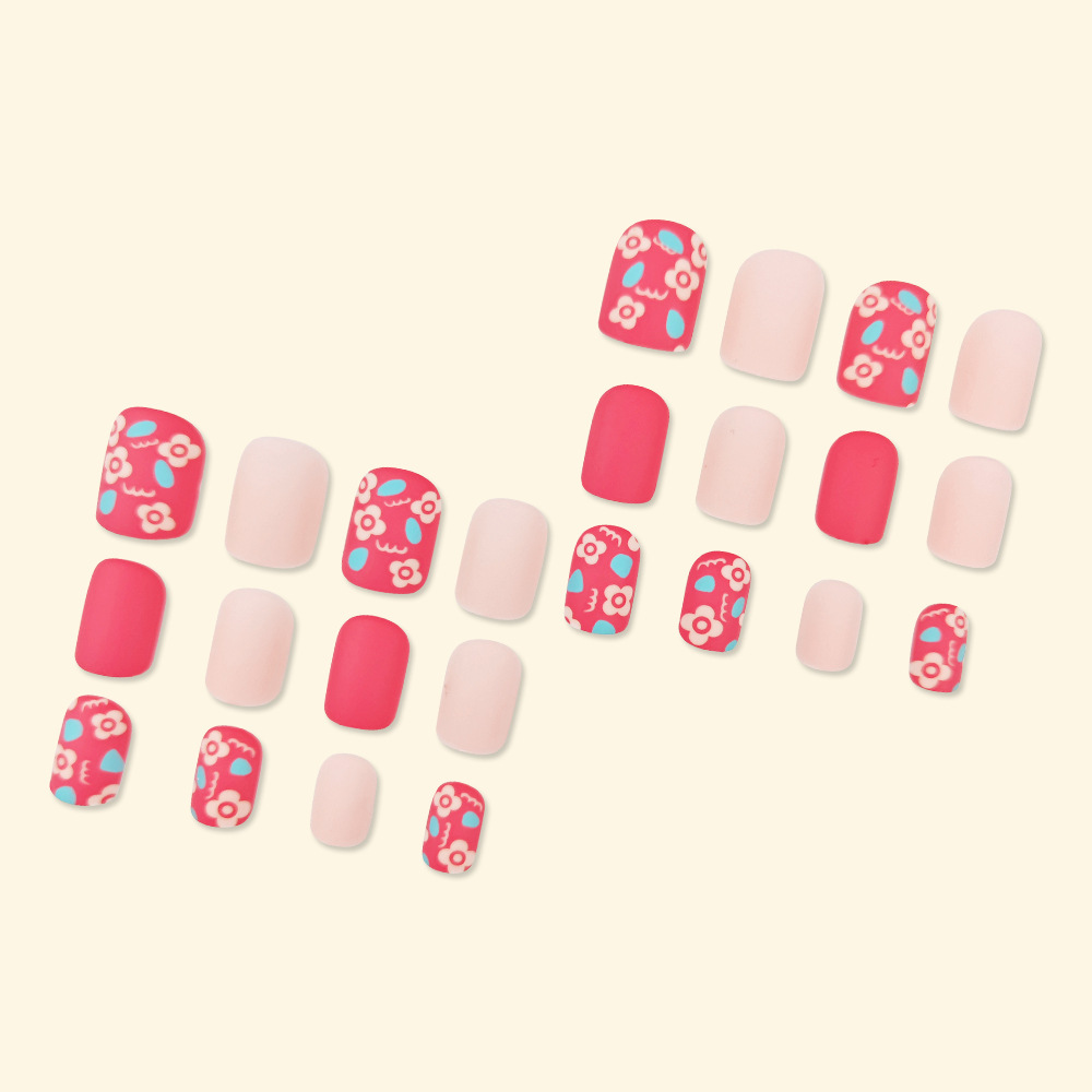 Rose esmaltado contrapeso flor manicure brillante dulce viento primavera y verano para usar 24 piezas de parche de uñas
