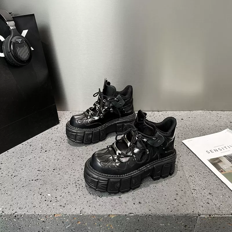 2024夏季西班牙撞色朋克风松糕增高厚底鞋摇滚机车靴铆钉增高显瘦