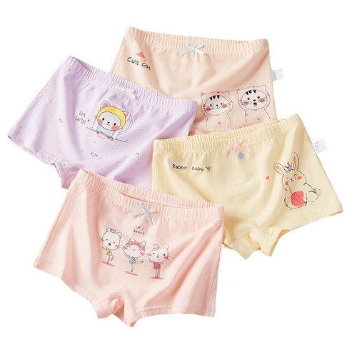 Baby girl's cotton flat-bottomed short pants for girls and infants, 1-3 years old, 2-leg, 5-corners, cartoon design, 12 months.