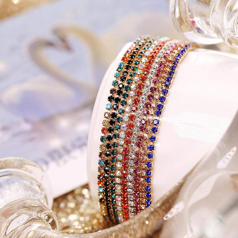 Fashion Geometric Alloy Rhinestones Women's Bracelets display picture 2