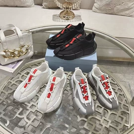 女式皮靴;女式休闲单鞋;女式时装单鞋