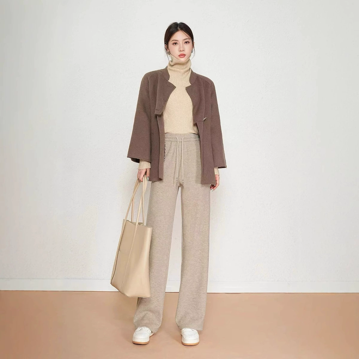 Повседневная тонкая и длинная нога плюс плюшевые толстые широкие брюки осенью и зимой новые имитационные кашемировые шерстяные прямые брюки для женщин