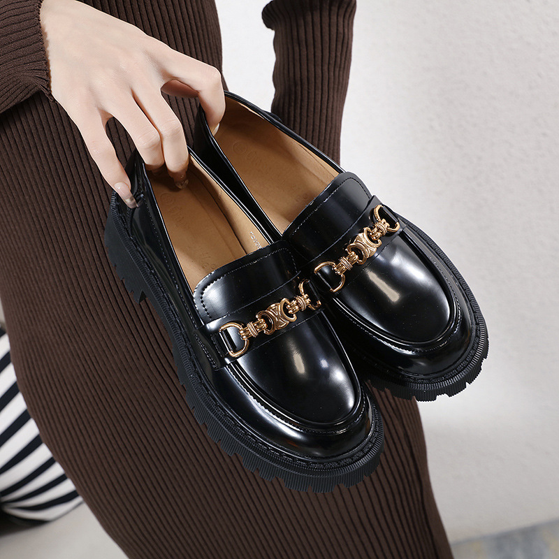 Mocasines Estilo Británico de Plataforma de Cuero de Vaca con Hebilla de Metal para Uso Diario image 6