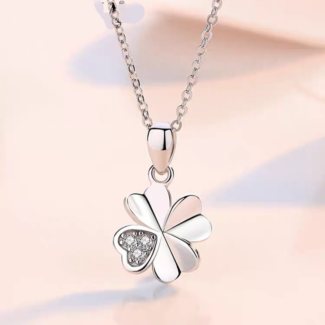 Klavertjevier ketting voor dames vergulde sleutelbeenketting_voghion.com