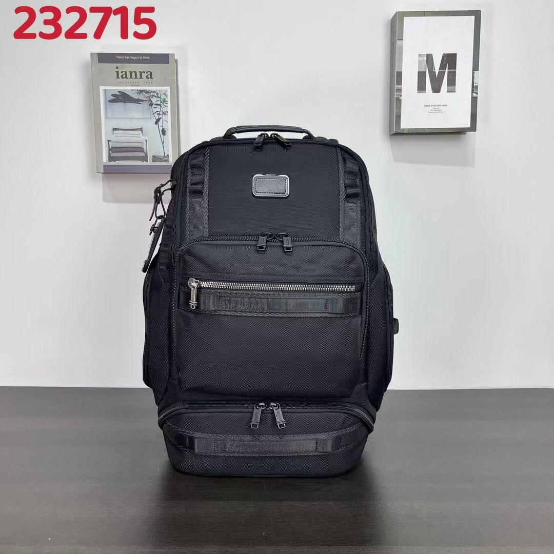 Nylon casual universal backpack for traveling