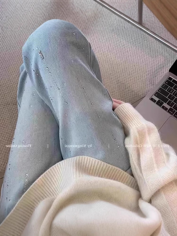 复古浅蓝色烫钻阔腿牛仔裤女2025春秋新款高腰遮胯显瘦直筒长裤子|undefined
