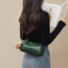 ����2025�¿�Ů����ƤС���μ�б����r�аٴ�����^���AͲ��