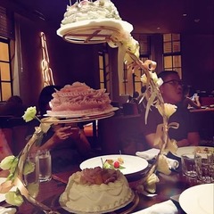 歐式創意三層鐵藝蛋糕架現代簡約婚慶糕點架花架生日多層甜品架