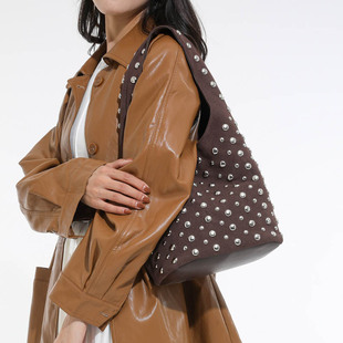 2025�¿�C܇�M�����T��b����ذ�Ů�r�аٴ����������μ��