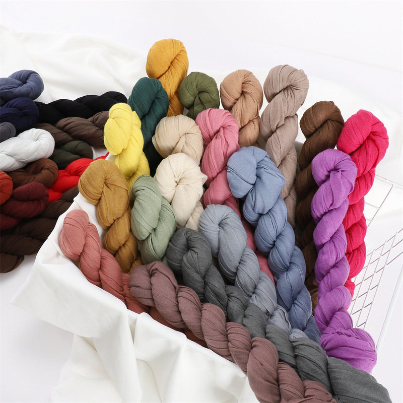 Cross-Border spring and autumn pure color silk yarn twist wrinkle cotton and linen breathable thin scarf female cover scarf in stock wholesale Cross-Border spring and autumn pure color silk yarn twist wrinkle cotton and linen breathable thin scarf female cover scarf in stock wholesale