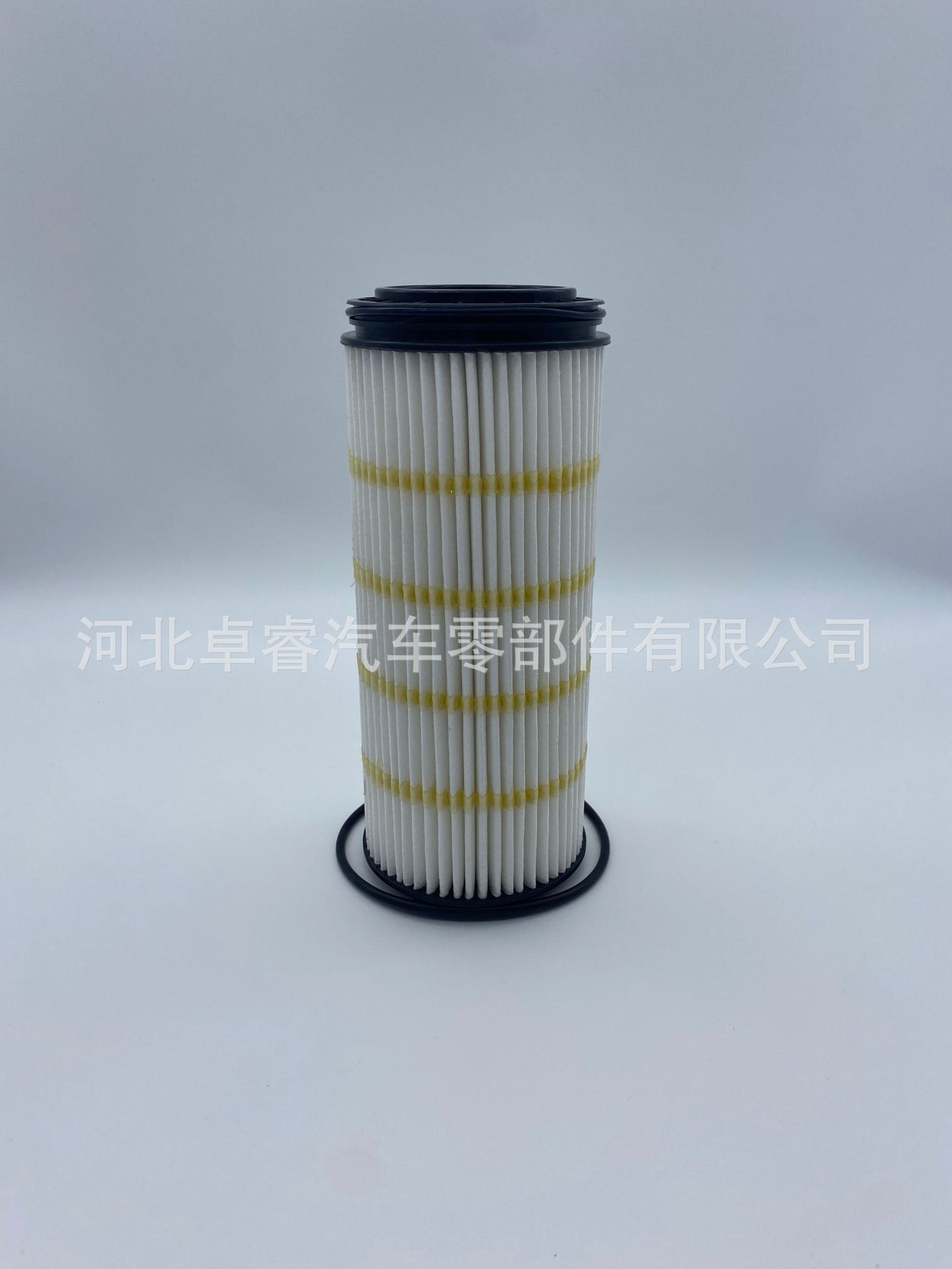 In-Stock Supply of 801000-1012240A Yuchai National Vi Oil Filter Element Suitable for Various Trucks and Vans